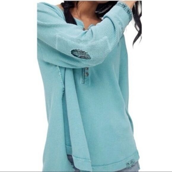 NWT Free People Aqua Henley Distressed Relaxed Thermal |  Coastal Boho Grunge M - Picture 10 of 16